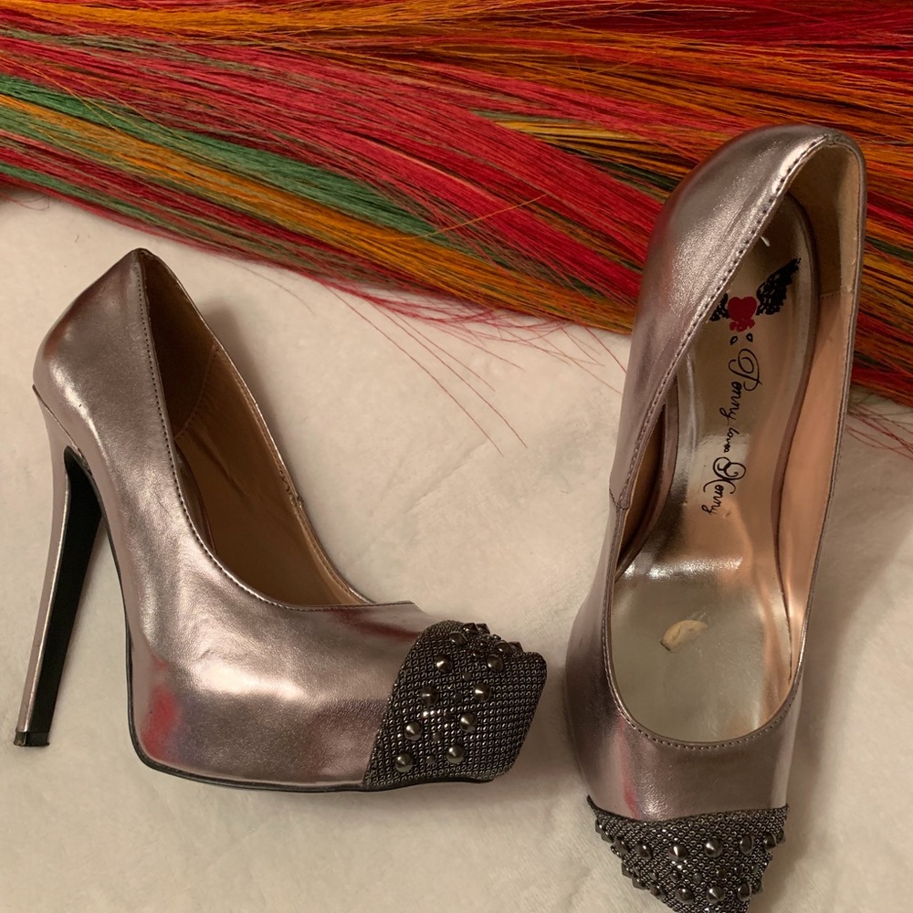 Fun Studded Pumps